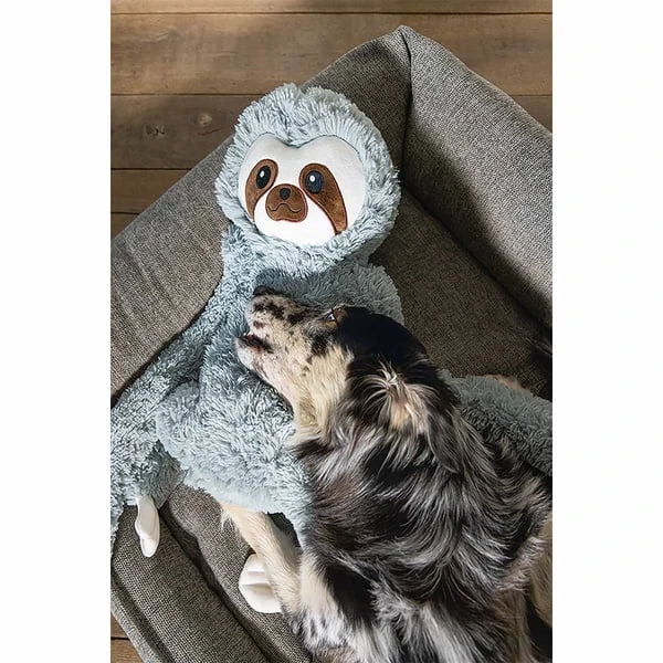 Beeztees XL Hundespielzeug Plüsch Faultier Mees Grau 6 Beeztees XL Hundespielzeug Plüsch Faultier Mees Grau – Bild 4